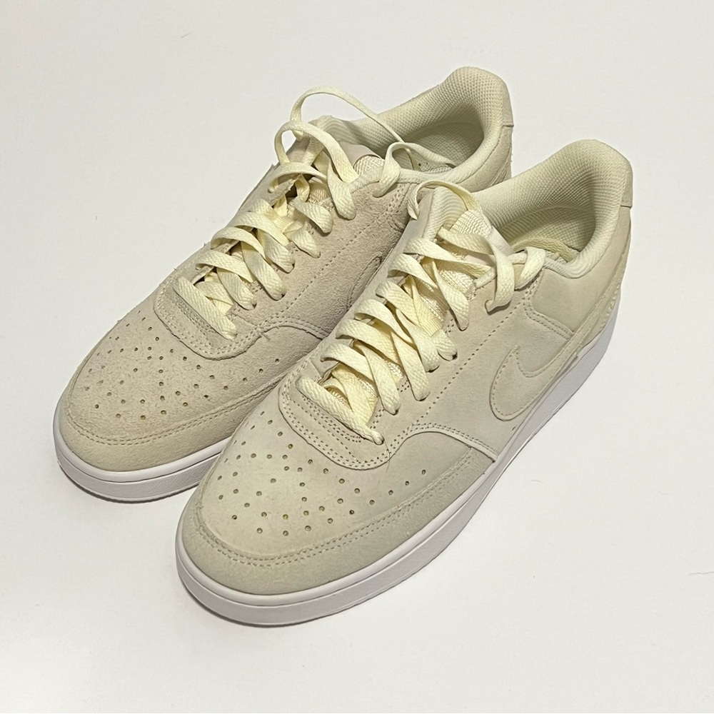 Nike Court Vision Low